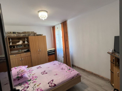Apartament 2 camere de vanzare zona Ostroveni Valcea