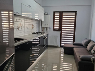 Apartament 2 camere de închiriat, et 1, zona ostroveni Rm Vâlcea 