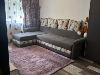 Apartament 2 camere de vânzare, et 3, zona ostroveni Rm Vâlcea 