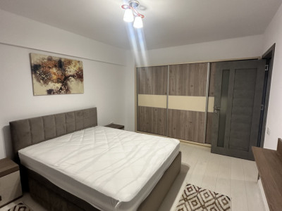 Apartament modern de inchriat 2 camere Central Lift loc parcare