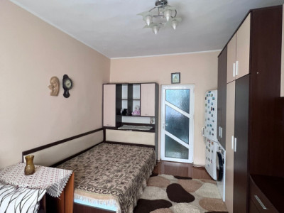 Garsoniera de inchiriat 22 mp, etaj 1, zona Troianu Calea lui Traian