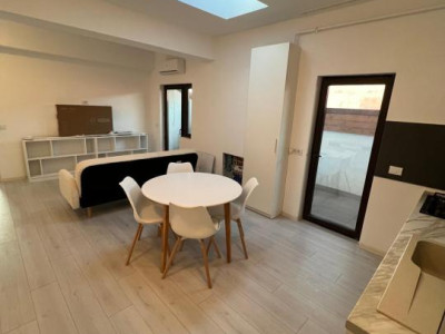 Apartament de închiriat Ostroveni Bloc Nou Râmnicu Vâlcea Et 4 Lift 