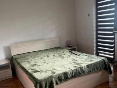 Apartament cu 3 camere de vânzare zona nord etaj 3 Râmnicu Vâlcea  