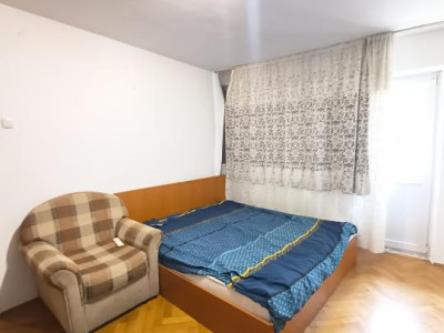 Apartament de închiriat 2 camere, zona centrală Râmnicu Vâlcea 