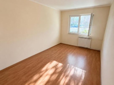 Apartament 3 camere de vanzare Etaj Parter zona Hermes Ramnicu Valcea