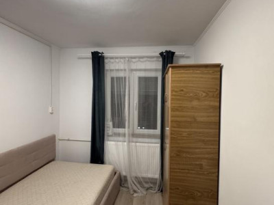 Garsoniera de vanzare etaj 3 zona Nord Ramnicu Valcea