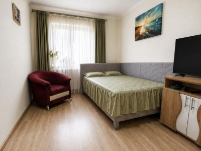 Apartament  2 camere de vanzare etaj 1 zona Nord Ramnicu Valcea