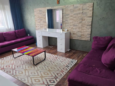 Apartament 3 camere de vanzare Ostroveni Nicolae Iorga Valcea, decomandat