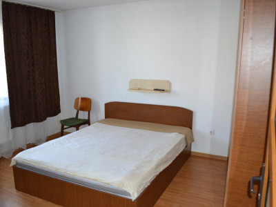 Garsoniera de inchiriat zona Nord Ramnicu Valcea