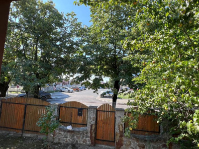 Casa + teren de inchiriat zona Traian | Arenele Traian | Sediu firma | 416 mp
