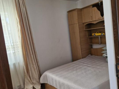 Apartament cu 2 camere de vânzare et 4 zona Ostroveni Râmnicu Vâlcea