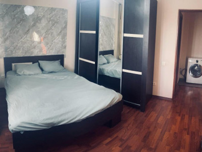 Apartament 3 camere de închiriat et 4 |lift| Lenin Sud Rm. Vâlcea